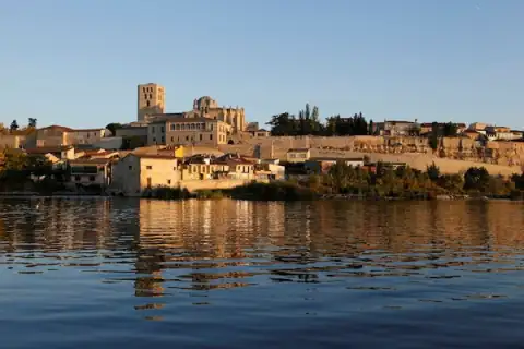 Zamora